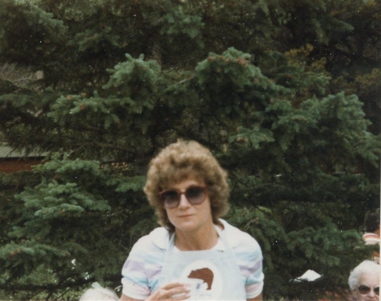 1985_07_13-Annual-Creek-Picnic-Morris-Album-012