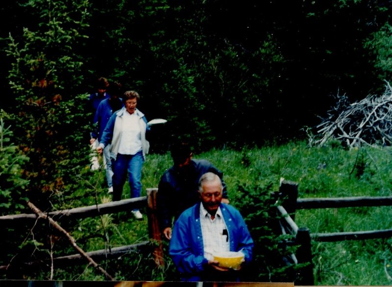 1992_07_11-Annual-Creek-Picnic-Morris-Album-005