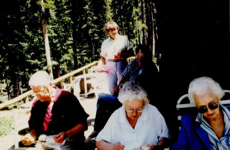 1996_07_6-Annual-Creek-Picnic-Morris-Album-022