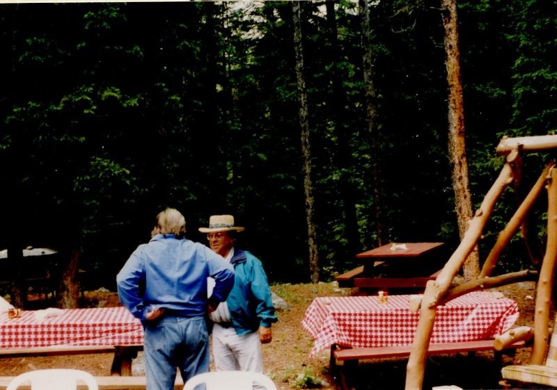 1998_07_10-Annual-Creek-Picnic-Morris-Album-008