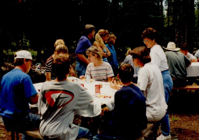 1998_07_10-Annual-Creek-Picnic-Morris-Album-017