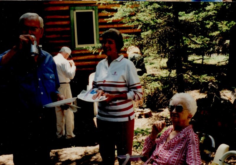 1998_07_10-Annual-Creek-Picnic-Morris-Album-025