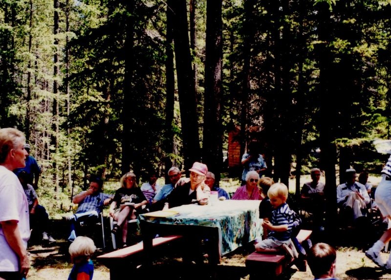 1998_07_10-Annual-Creek-Picnic-Morris-Album-029