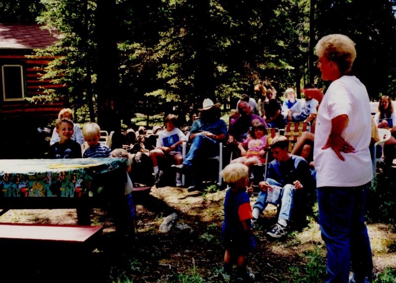 1998_07_10-Annual-Creek-Picnic-Morris-Album-031