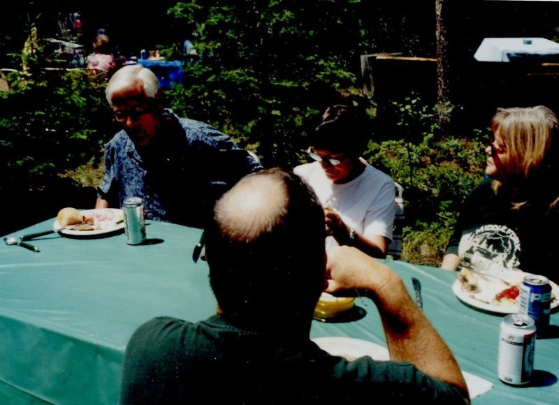 2004_07_17-Annual-Creek-Picnic-Morris-Album-016